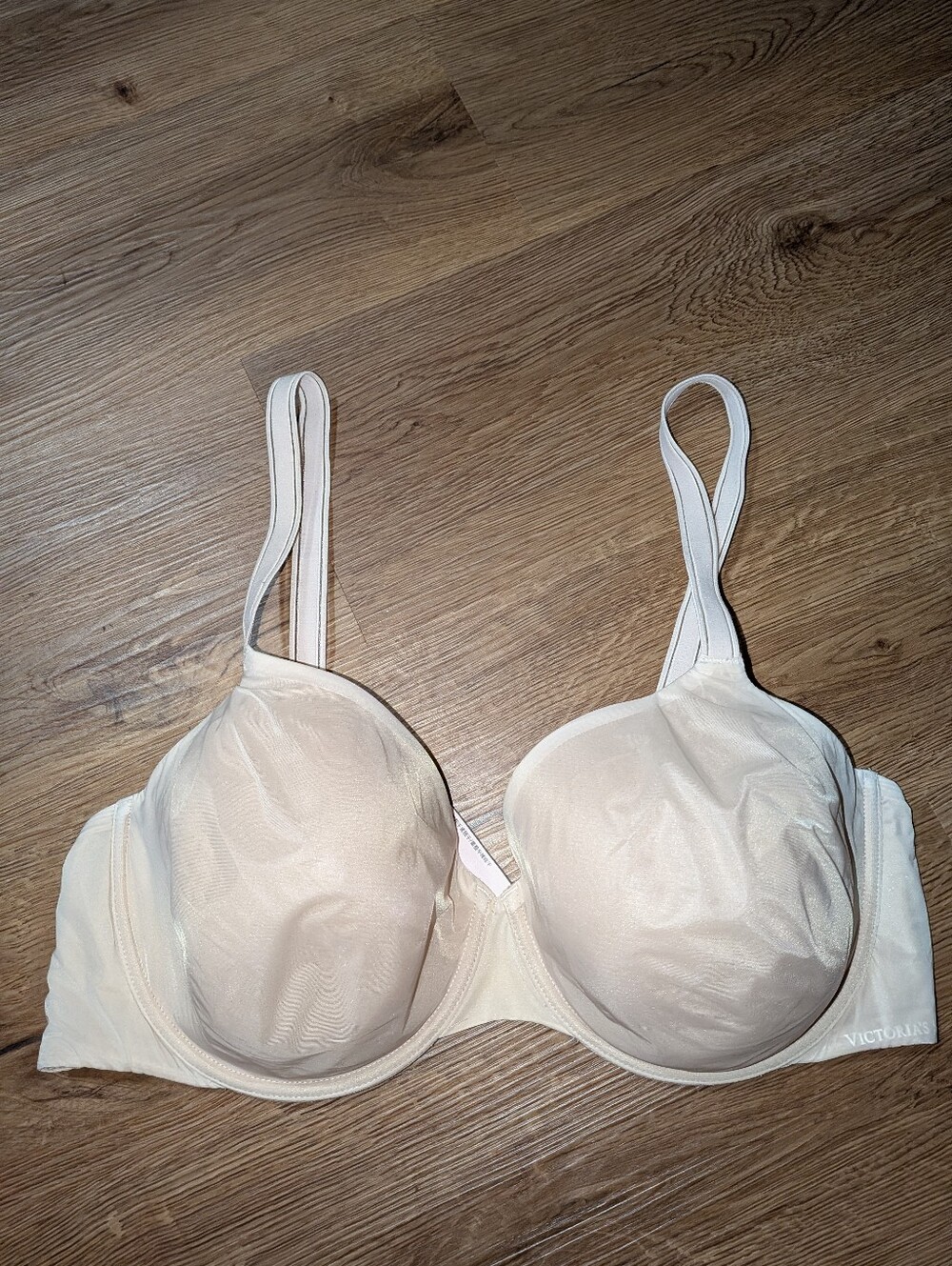 Victoria's Secret Beige Lined Perfect Coverage Bra 40DD